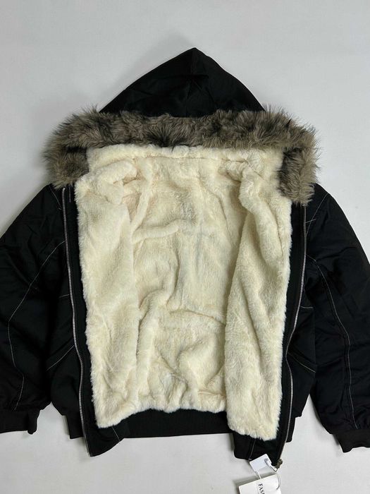 Бомбер Аляска куртка с мехом курточка черная на капишоне мех хутро S M