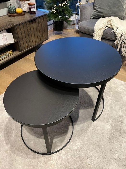 Komplet okrągłe czarne stoliki kawowe matowe