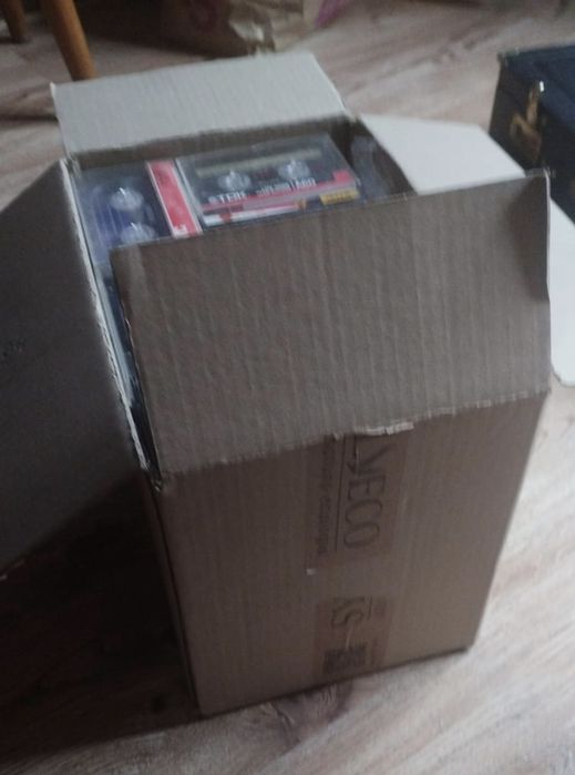 94 kasety magnetofonowe różne