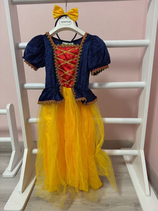 Карнавальні плаття для дівчинки