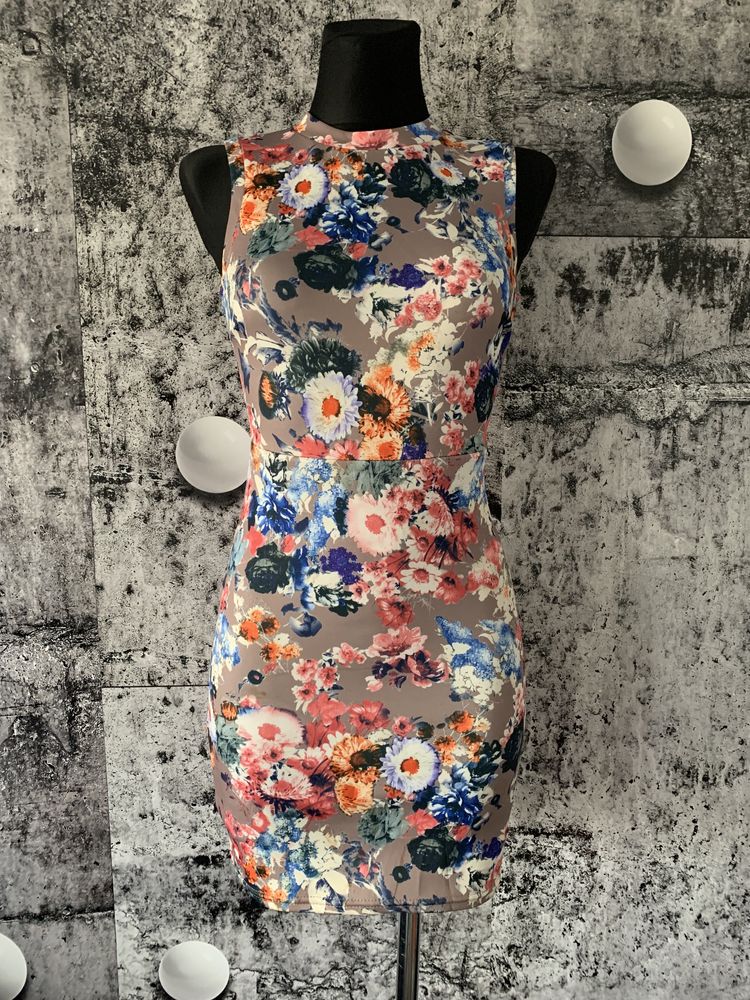 Sukienka mini modny wzor kwiaty floral viscoza roz.34