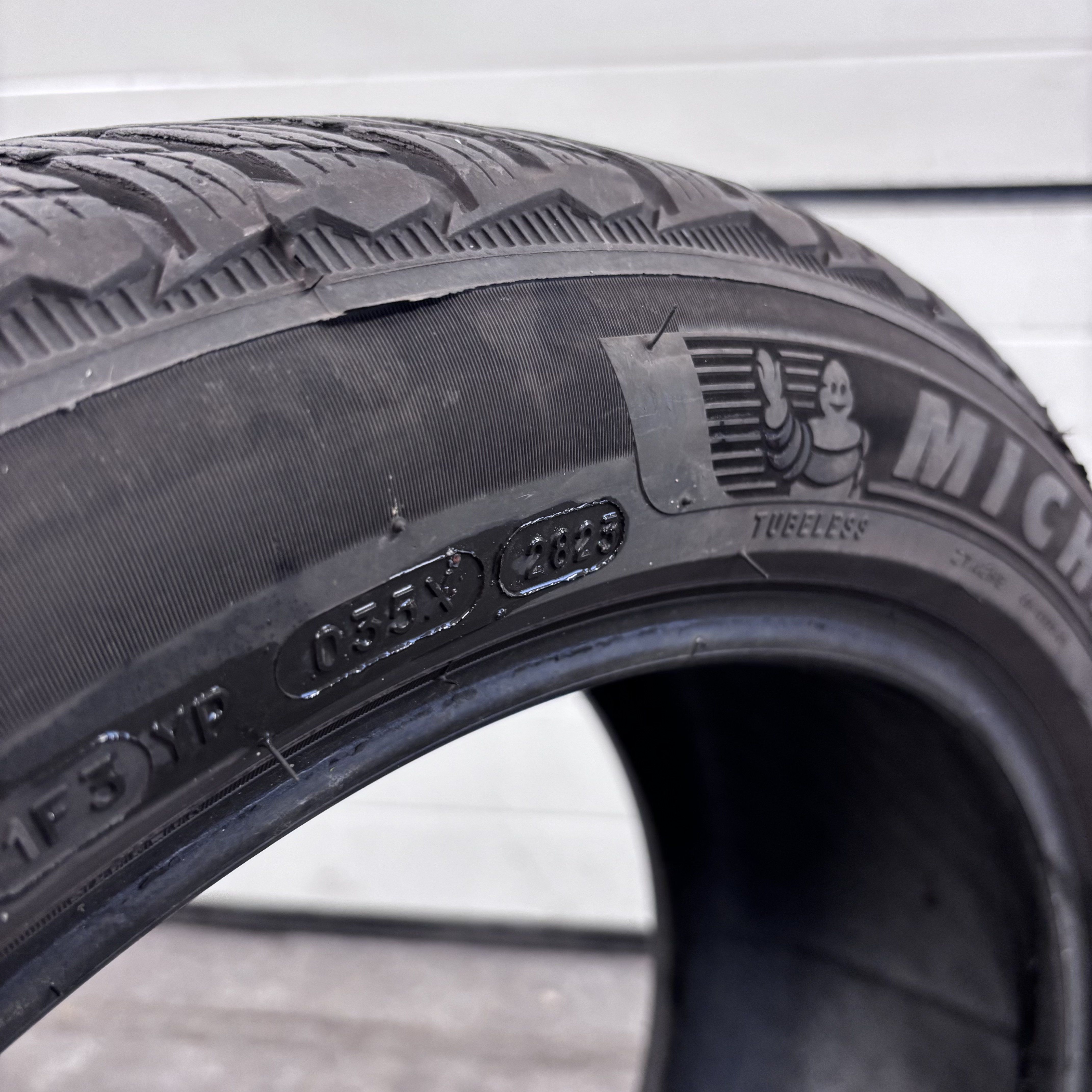 Opony Michelin Pilot Alpin 5 245/45/19