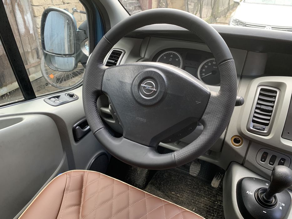 Чехол на руль оплетка renault trafic opel vivaro nissan primastar