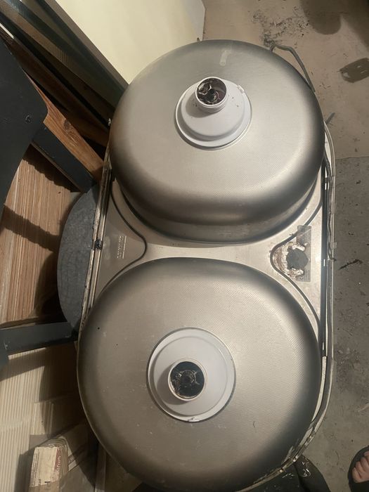 Zlew kuchenny okrągły 2-komorowy FRANKE wpuszczany