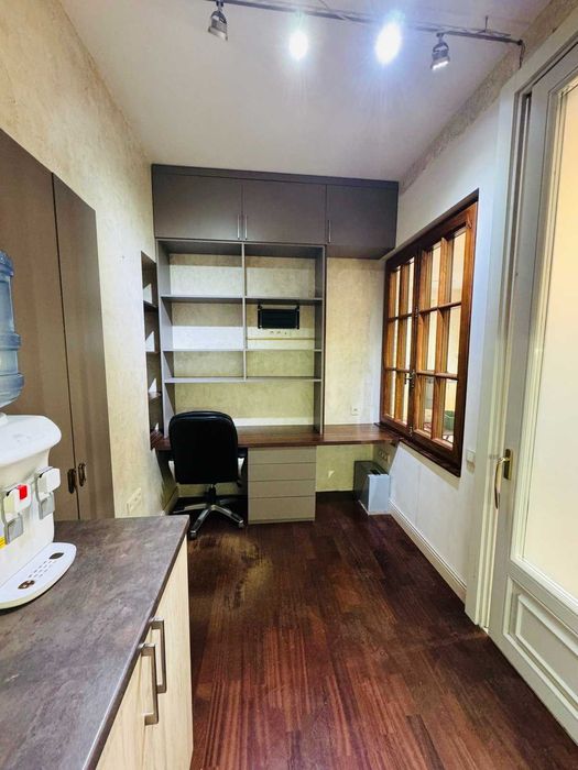 Подiл. вул. Ярославська, історичний центр, 2-к. квартира. Оренда.