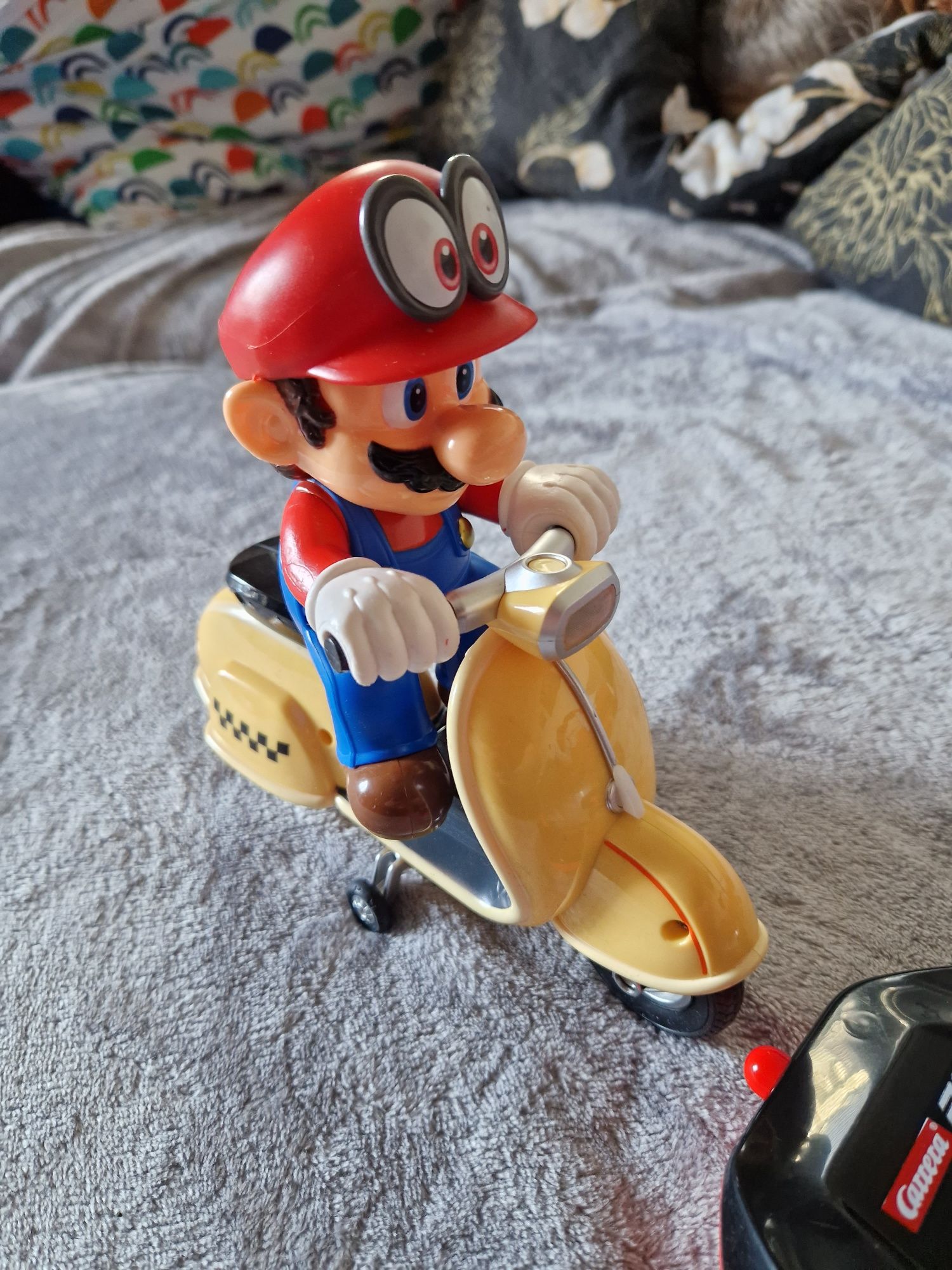 Carrera skuter RC Super Mario Odyssey zdalnie sterowany