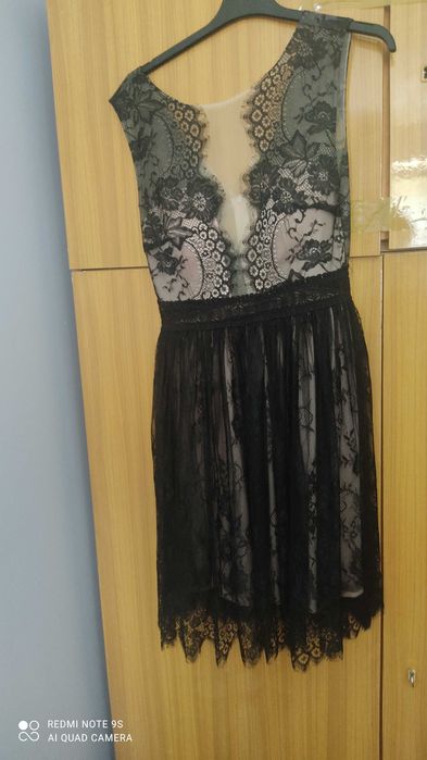 elegancka sukienka