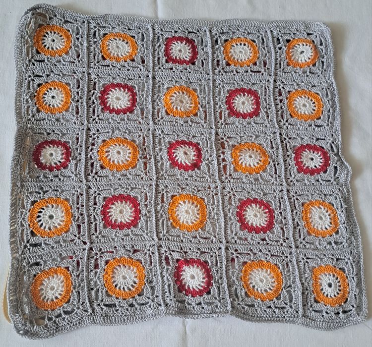 Sprzedam ręcznie robioną poszewkę