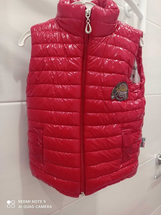 Жилетка осінь червона,86 розмір