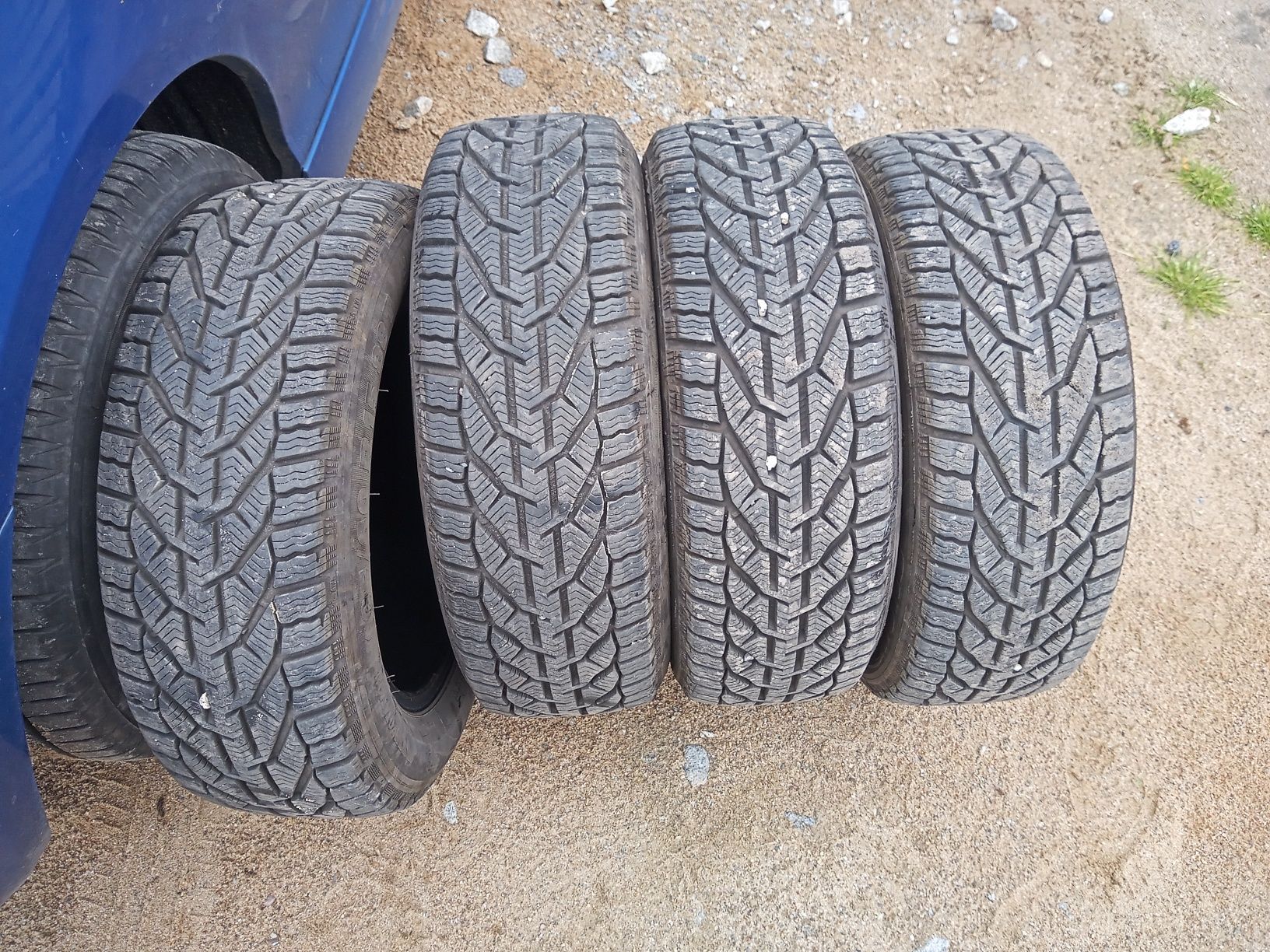 Opony zimowe kormoran 195/60 r15