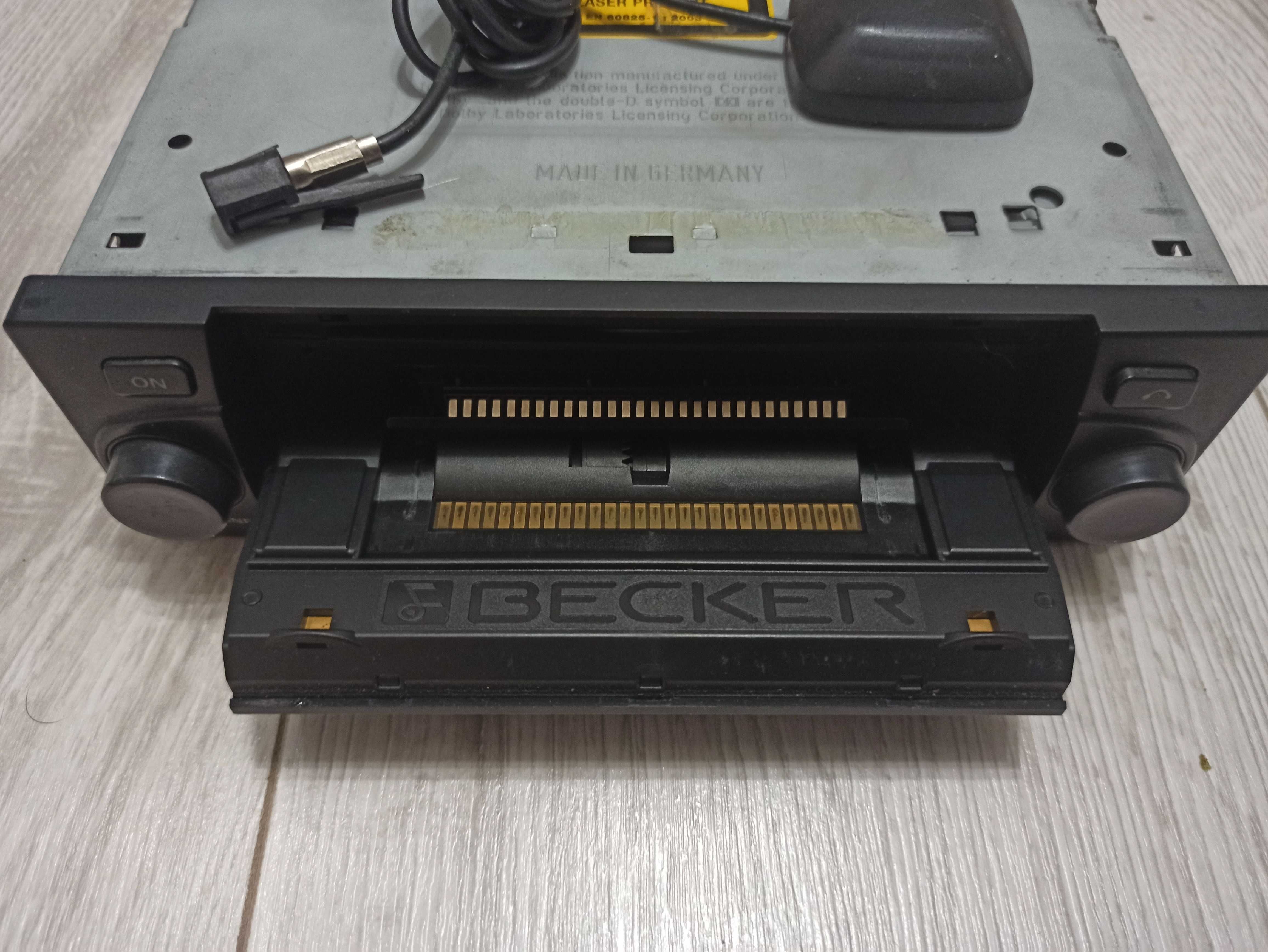 Radio Becker Indianapolis Pro BE 7953 + Antena GPS
