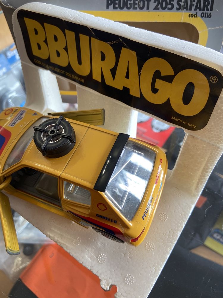 Miniatura Peugeot 205 burago 1/24