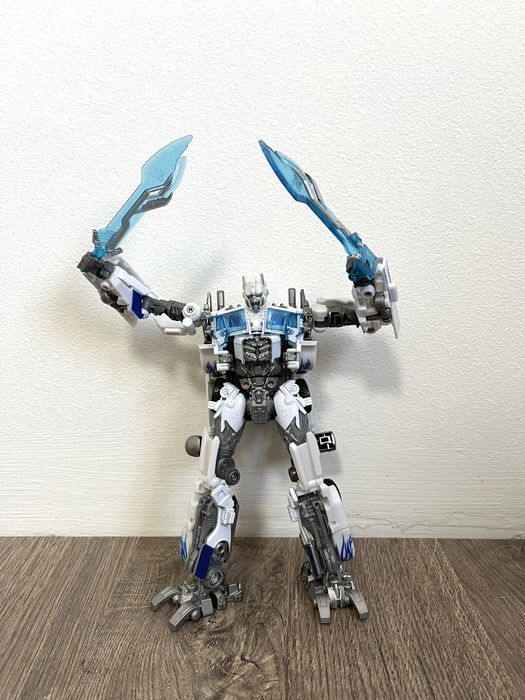 Іграшка Робот Трансформер OPTIMUS PRIME 18см Білий ОПТІМУС ПРАЙМ