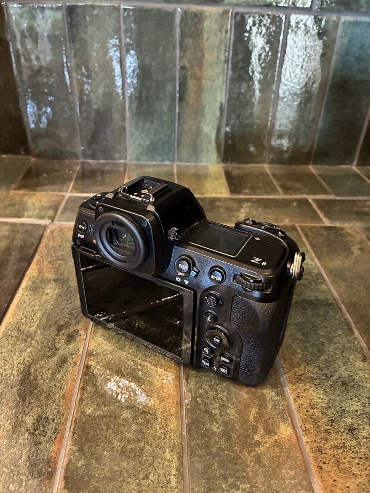 Nikon Z8