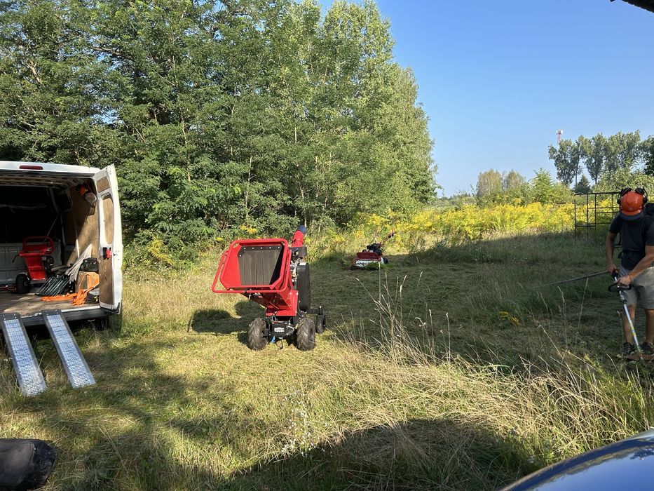 Rębak Spalinowy Rozdrabniacz do Gałęzi 15KM Wynajem Wypożyczalnia
