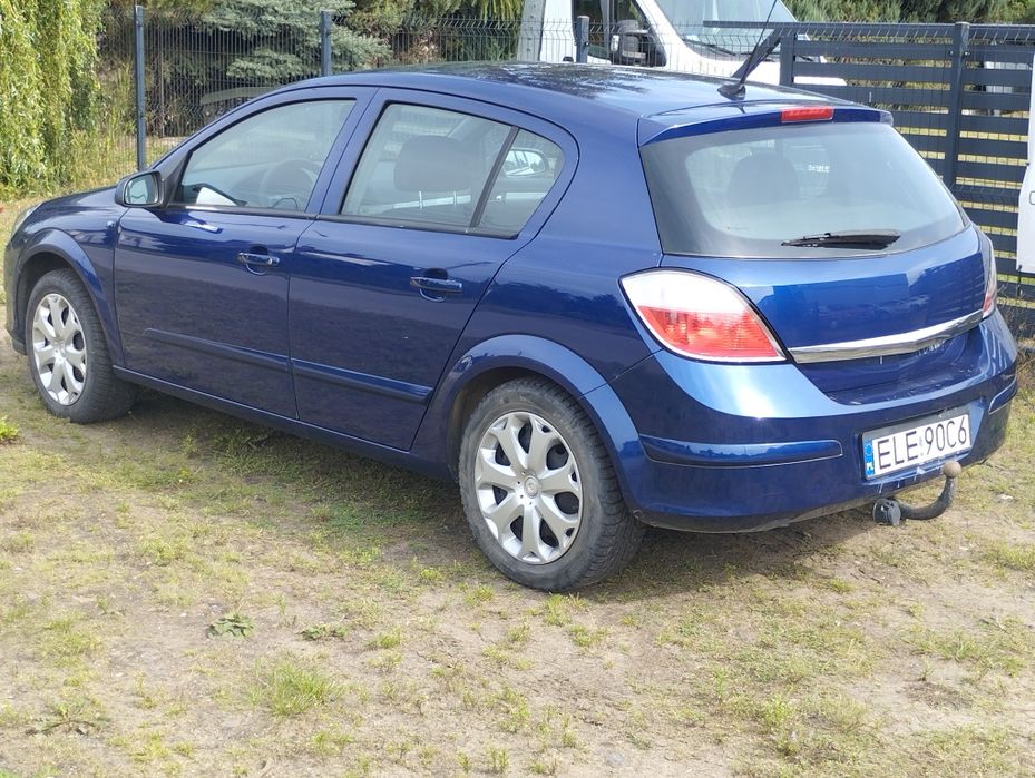 Opel Astra h 1.8 benzyna/gaz  dobrze utrzymana