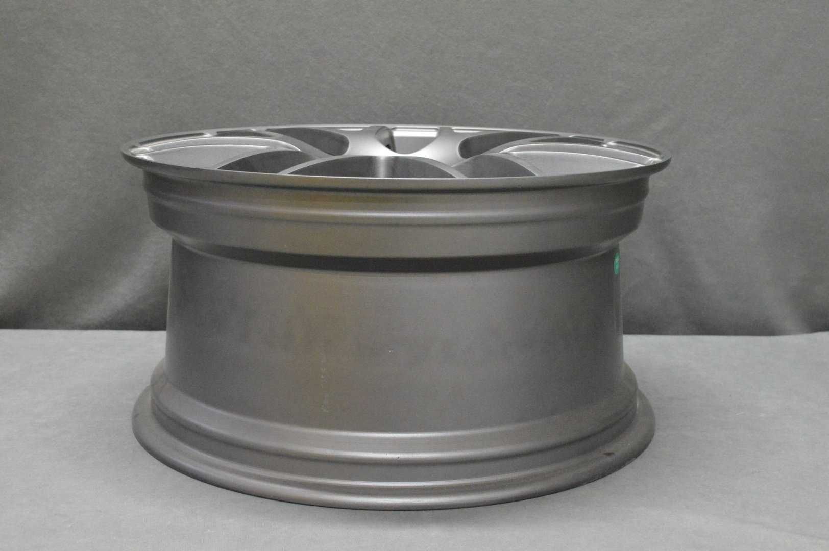 Felgi DARE Model : DR X2 19'' 9,5J ET45 5x112 Matt Gunmetal