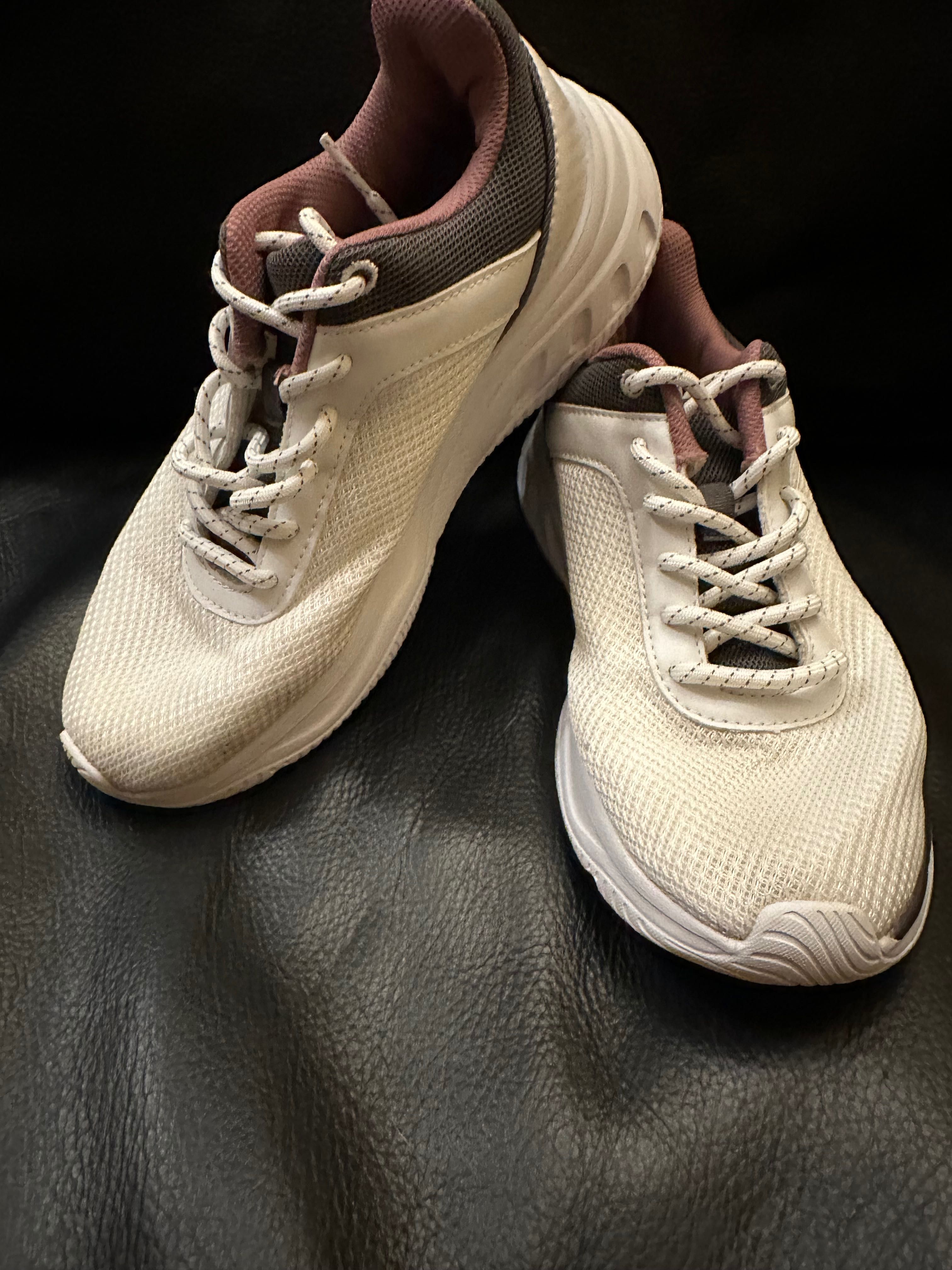 Buty sportowe Vty stan bdb r. 38 adidasy