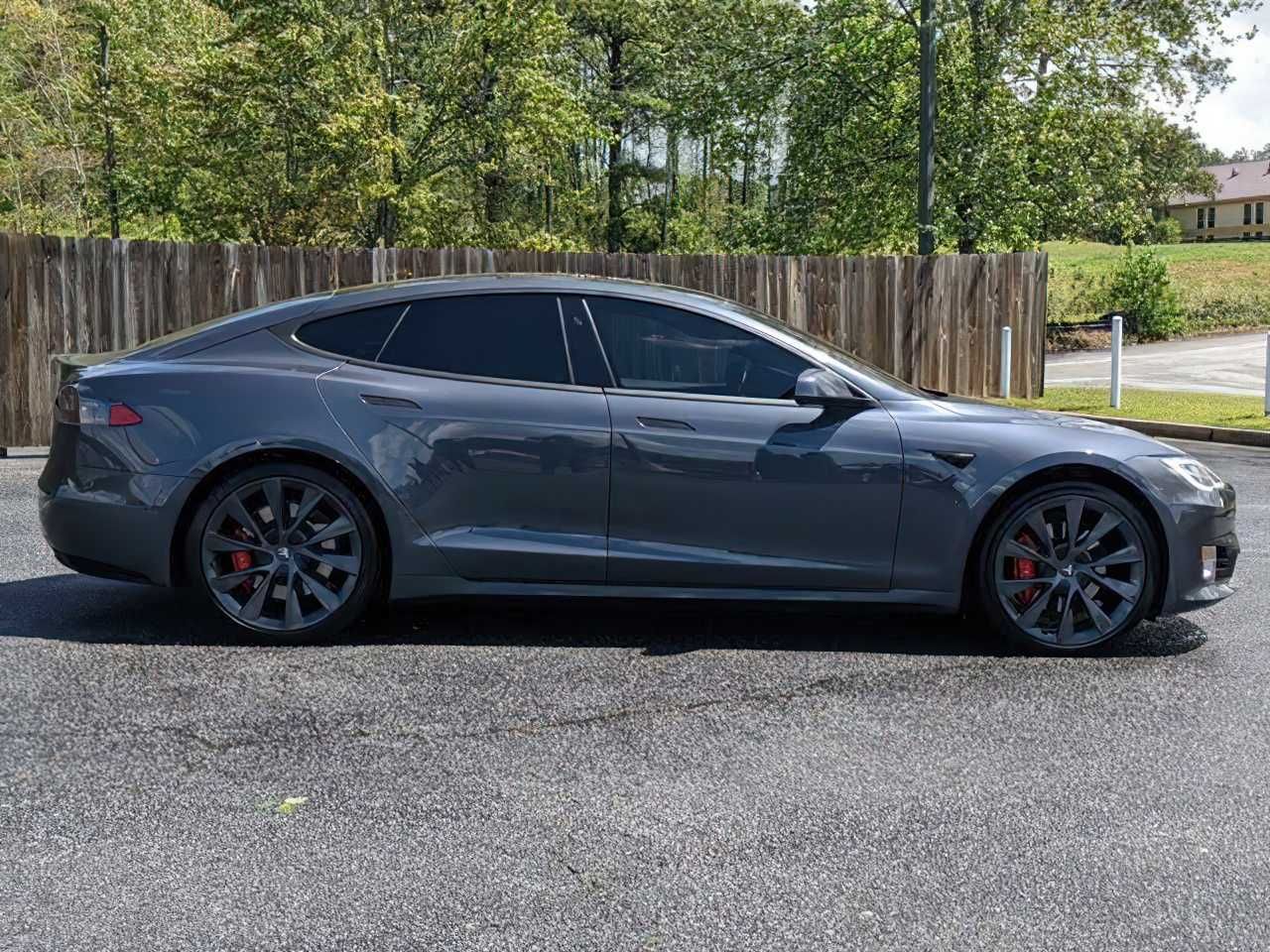 Tesla Model S 2019