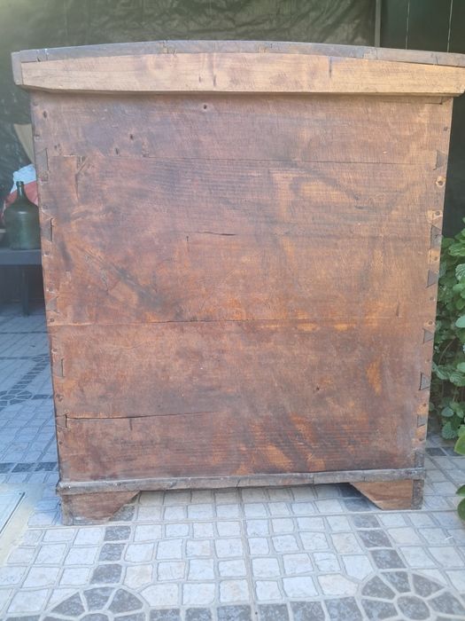 Arca antiga em choupo