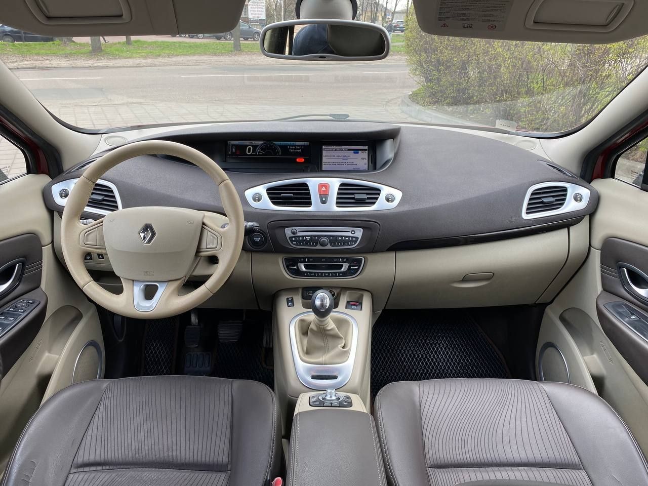 Renault Grand Scenic 3 ( 1.5dci )