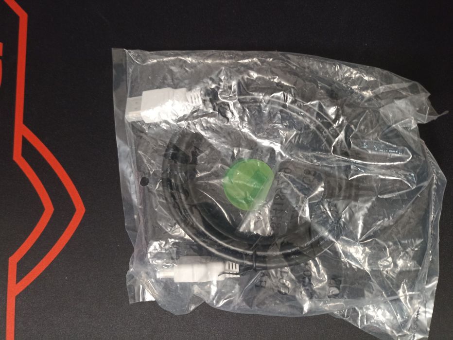 Cabos HDMI (vários tamanhos)