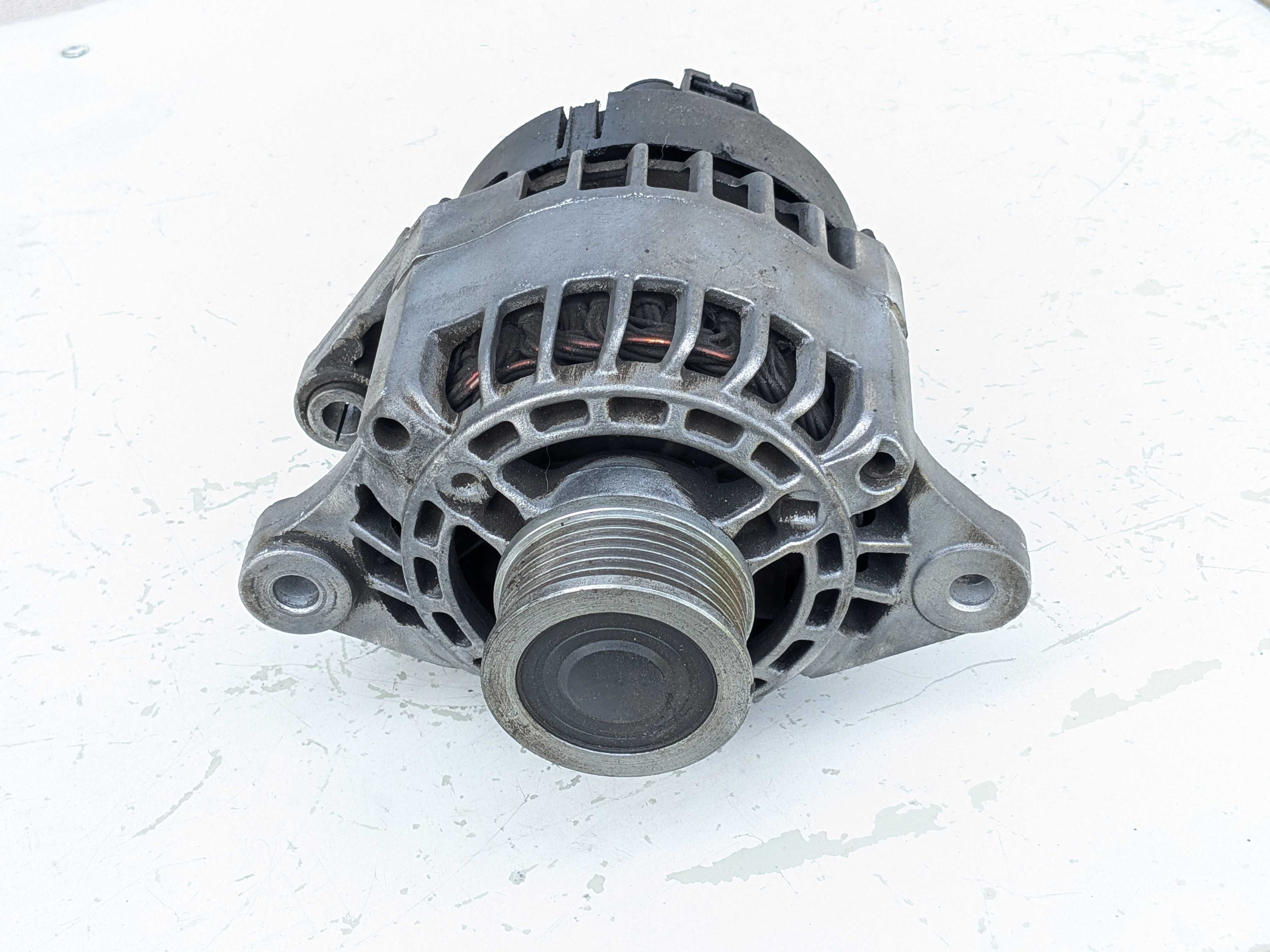 Генератор Fiat Doblo Bravo Marea Stilo 1.9JTD / Alfa Romeo 1.9/2.4JTD