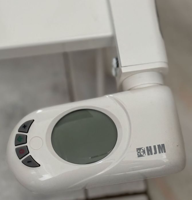 Toalheiro elétrico HJM