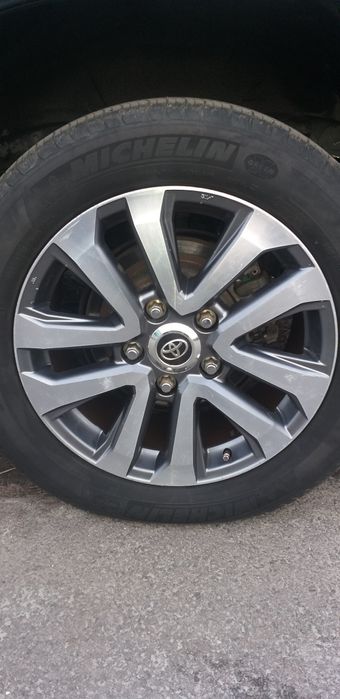 Land cruiser 200 диски г20 з гамою Bridgestone Blizzak dmv2 285.50.20