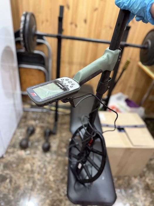 Металошукач Minelab металоискатель