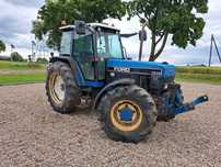 Ciągnik Ford 7840