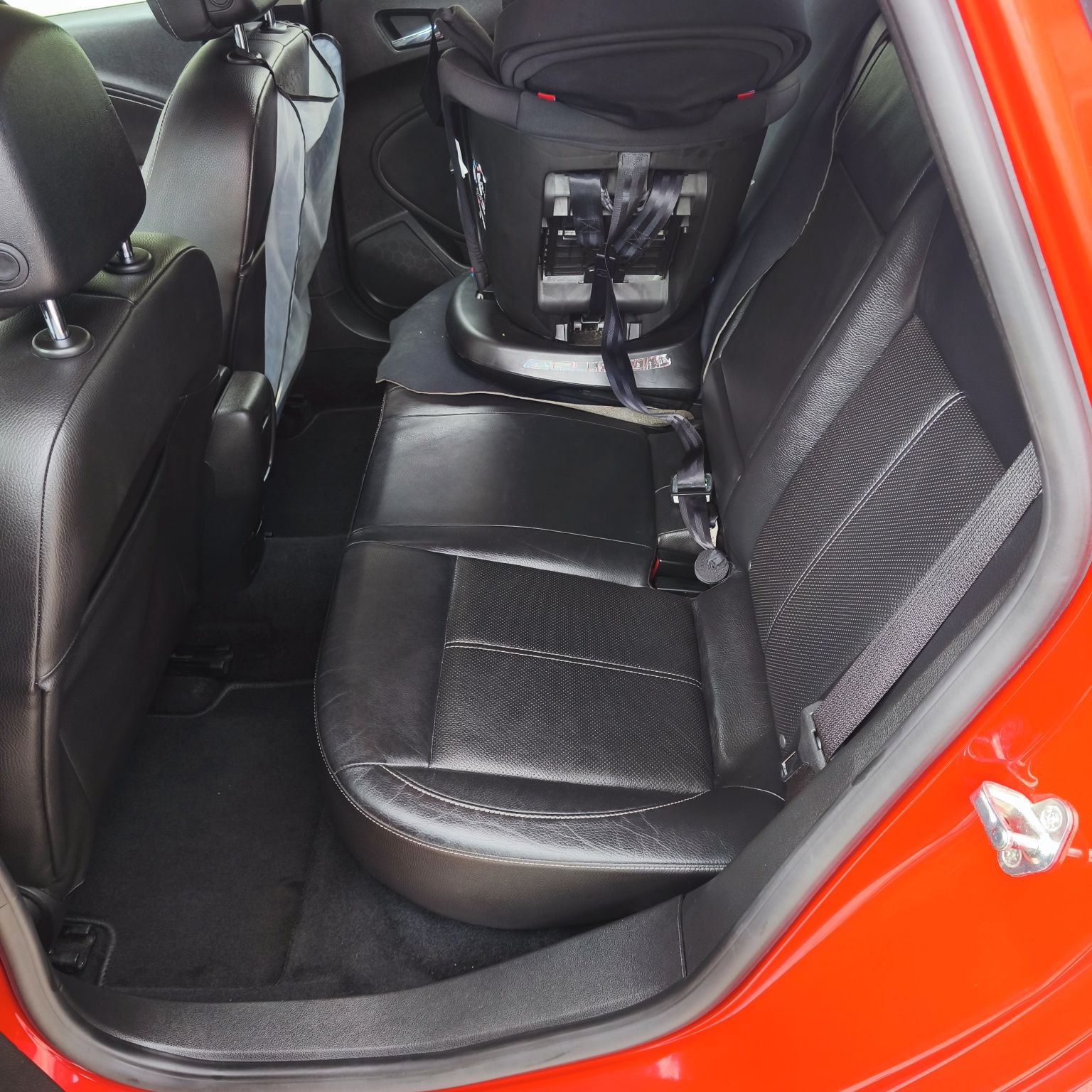 Opel Astra 1.6 180CV-Versão Cosmo
