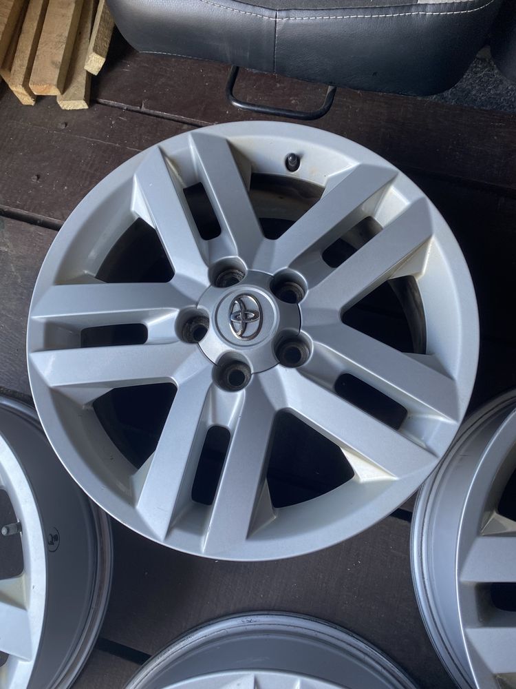 R17 5*114,3 et45 d60,1 Toyota rav 4 , C-HR, avensis