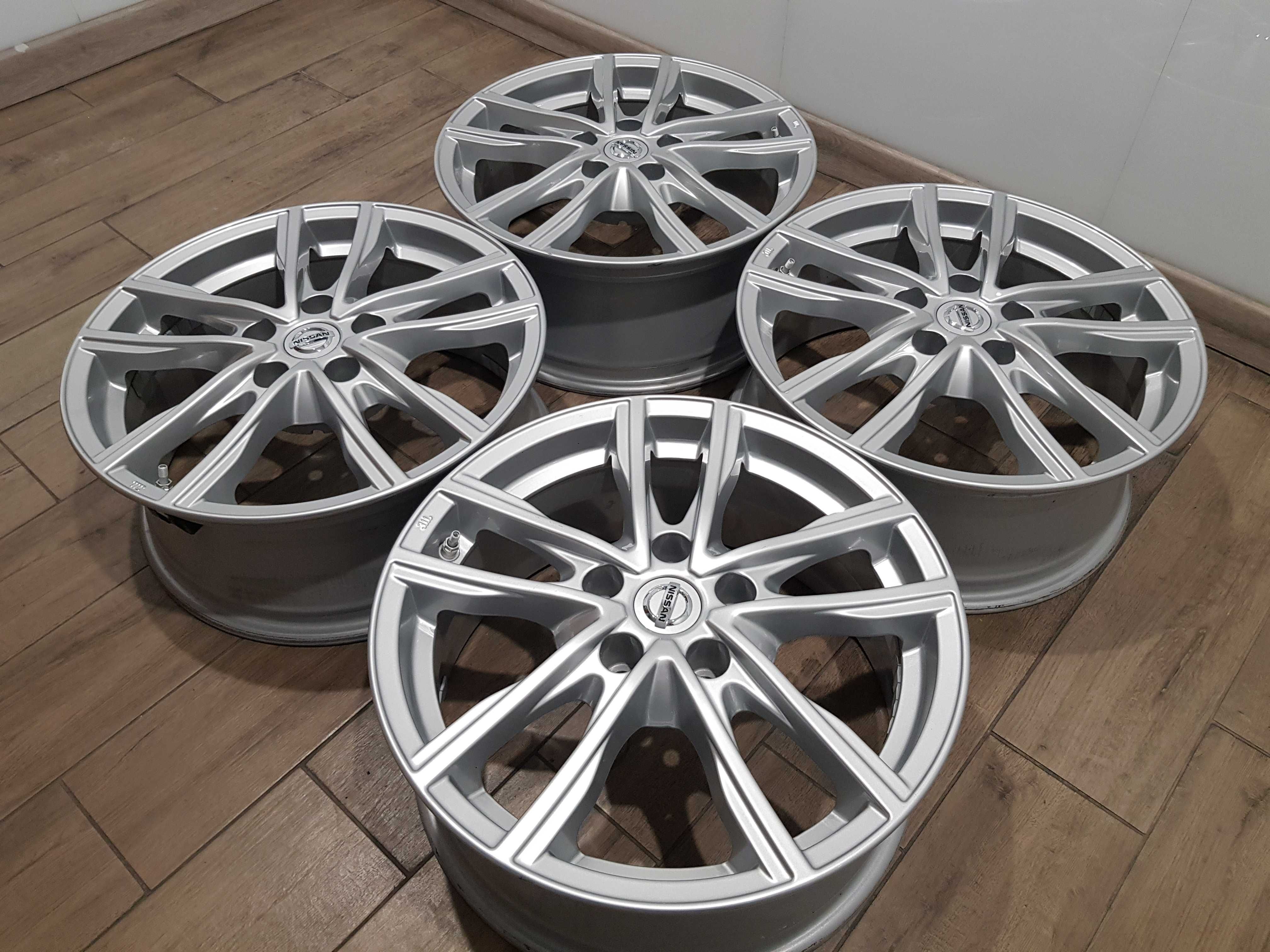 Felgi 5x114,3 NISSAN Juke Leaf Primera Qashqai Townstar X-Trail 17