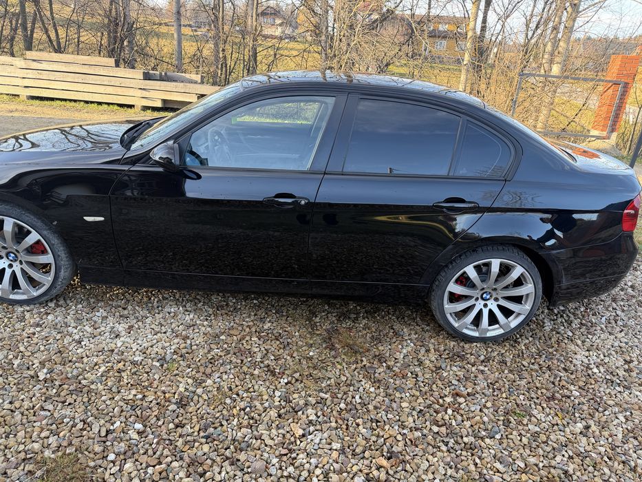 BMW E90 2.0diesel 143km