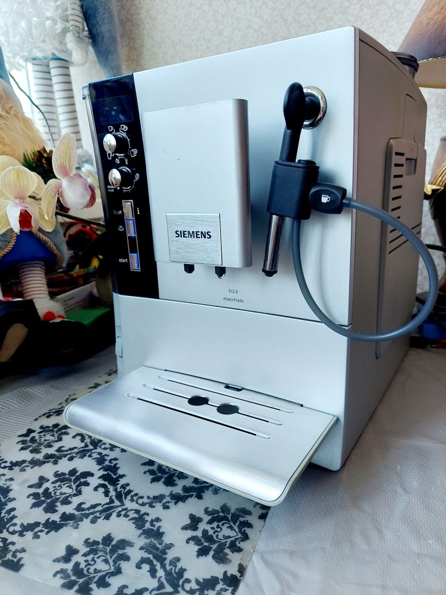 Кавомашина Siemens EQ.5 - Автоматична кавомашина