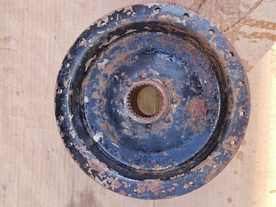 Продам нову ступицю  на мотоцикл  М 72