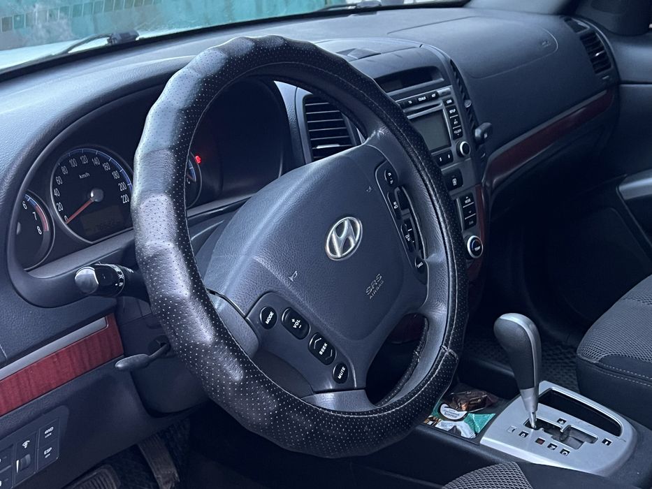 Продам власний СантаФе