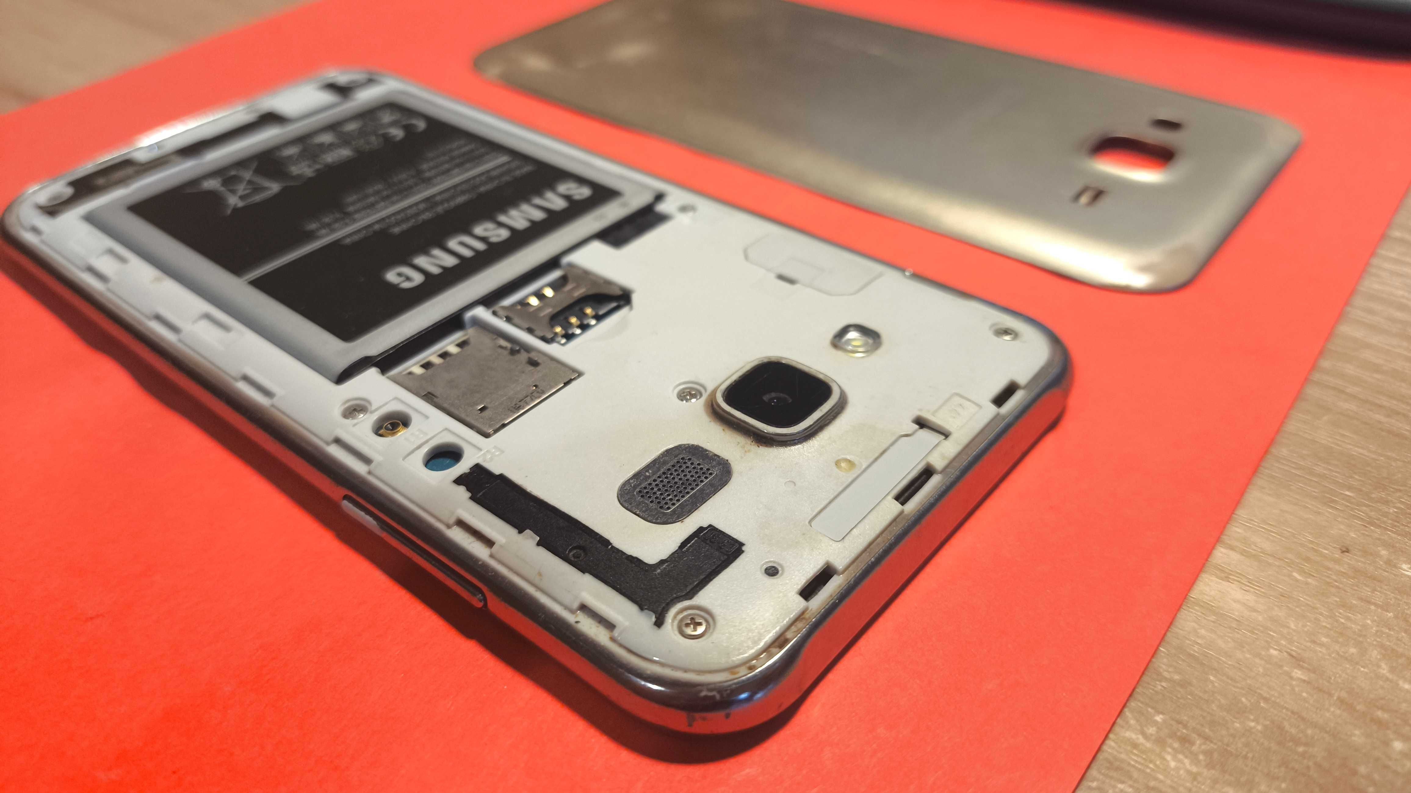 смартфон телефон Samsung Galaxy J5 SM-J500H/DS