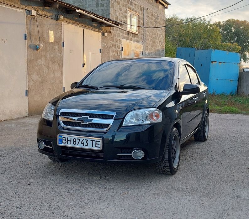 Chevrolet Aveo LS 1.5 газ/бензин