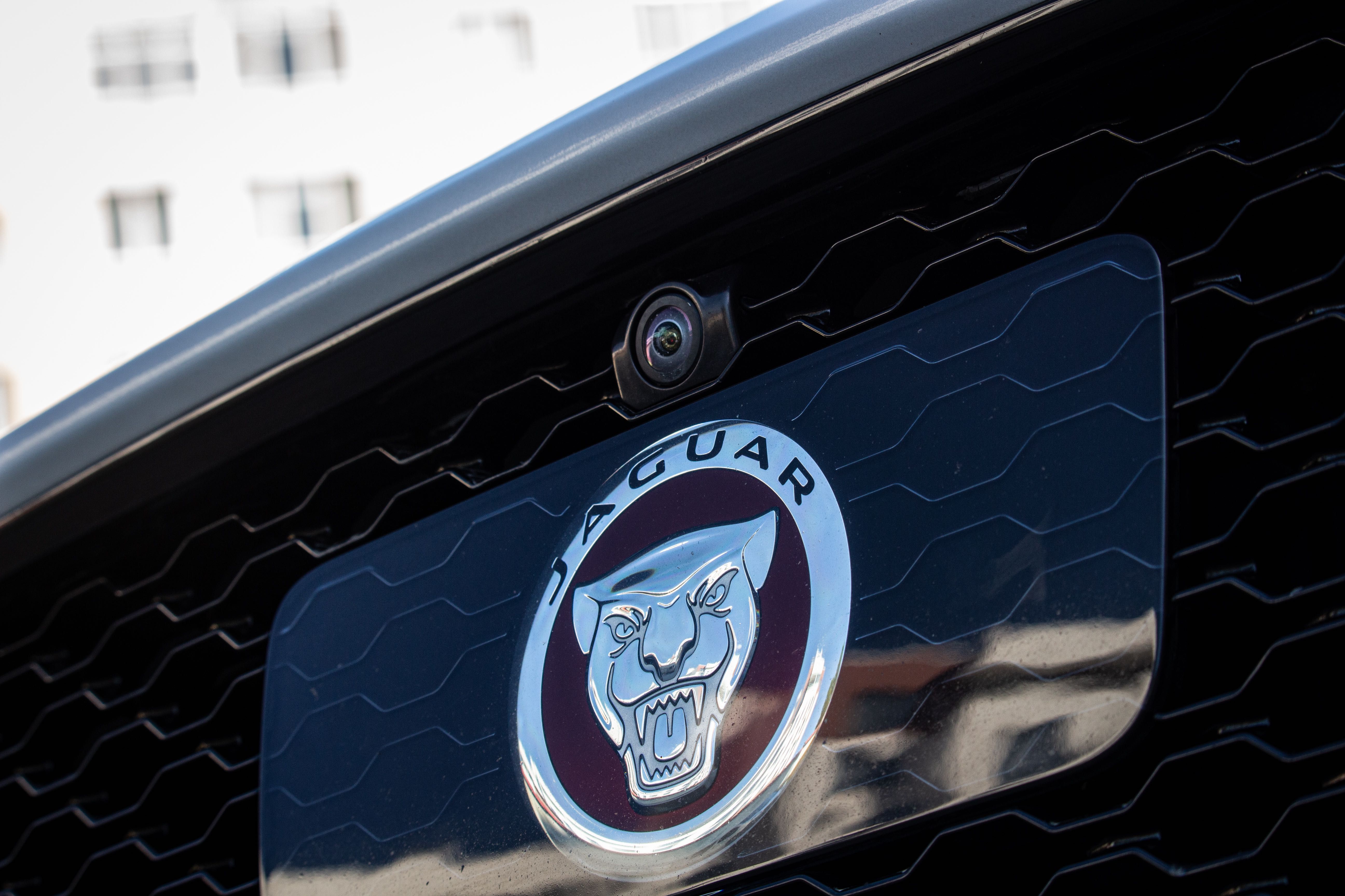 Jaguar F-Pace 2017 3.0 AT AWD