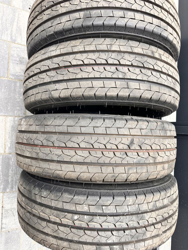 Brigstone Duravis 215/70 R15 C nowe