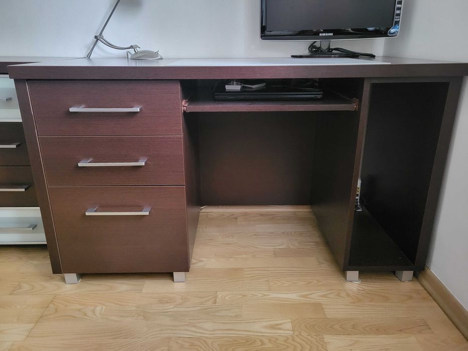 Zestaw mebli pokojowych