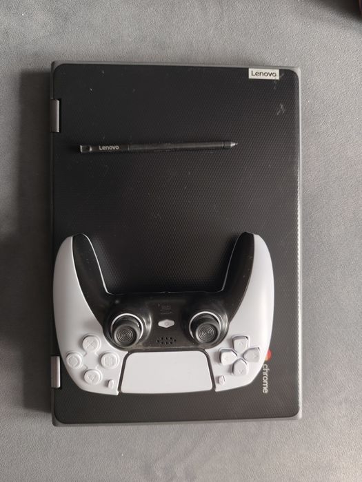 Tablet Lenovo z klawiatura