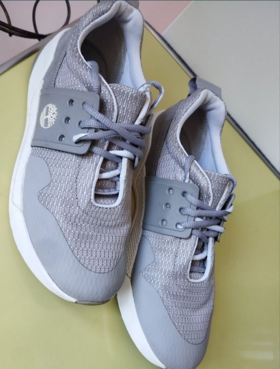 Фирменные классные кроссовки женские  Timberland 37 р. В  идеале,