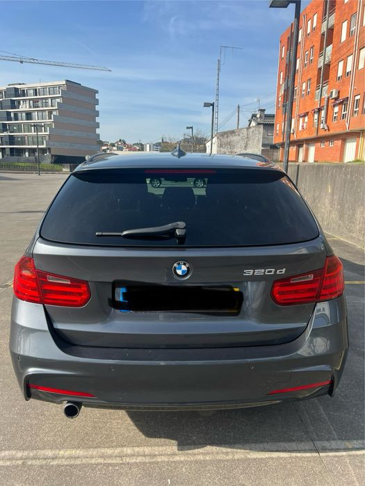 Carrinha BMW 320d Touring Pack M