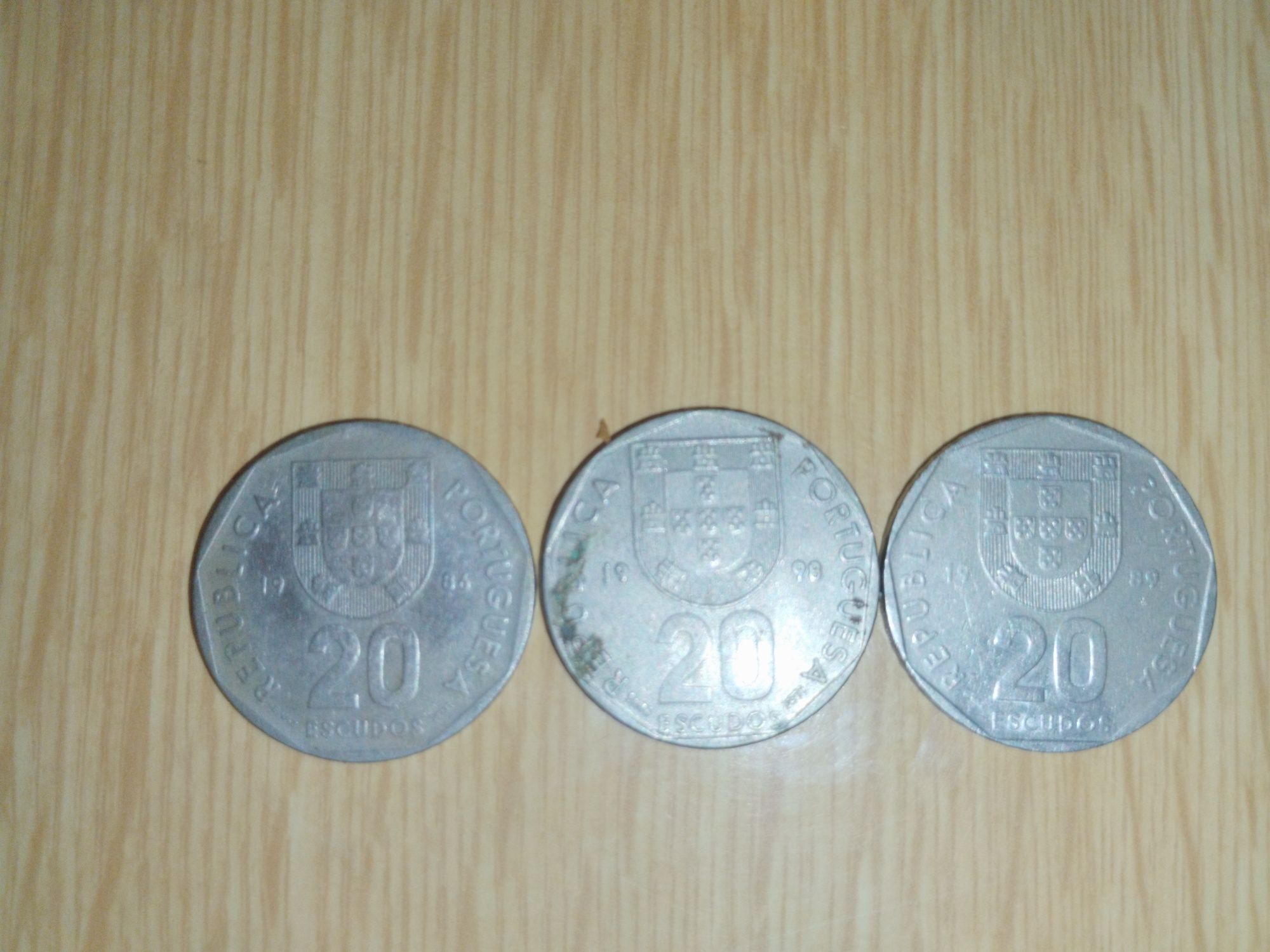 Moedas 20 escudos