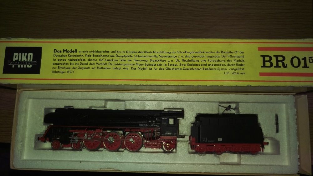 Parowóz ,lokomotywa BR 01.5 PIKO kolejka