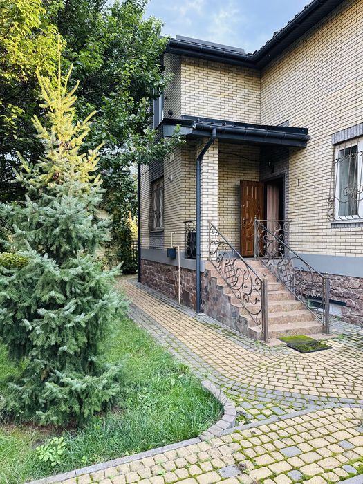 Подобово будинок. Басейн з підігрівом. Чан-Джакузі. м.Буча