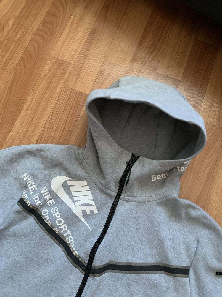 оригинальная серая кофта зипка зип худи nike tech fleece big logo drip